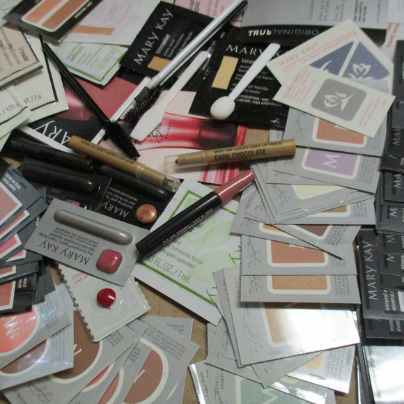 100 individual Mary Kay samples lot - Picture 2 of 2